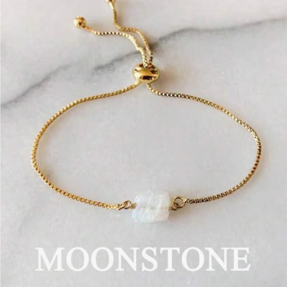 Gold moonstone Bracelet H61